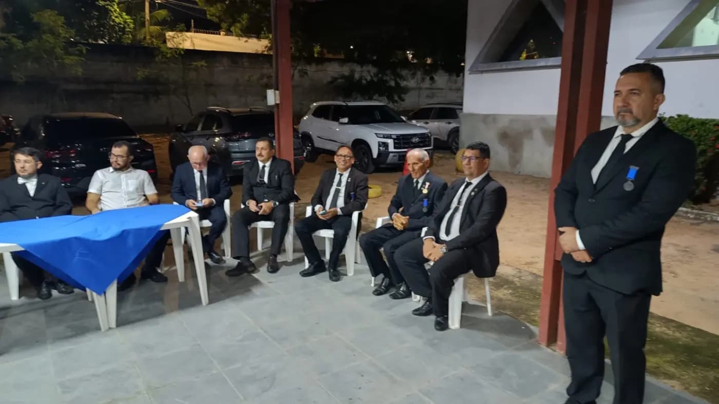 Registro fotográfico: SESSÃO MAGNA DE INICIAÇÃO REALIZADA PELA LOJA MAÇÔNICA ARY REIS DUARTE Nº 4.251, ORIENTE DE PARNAMIRIM/RN.