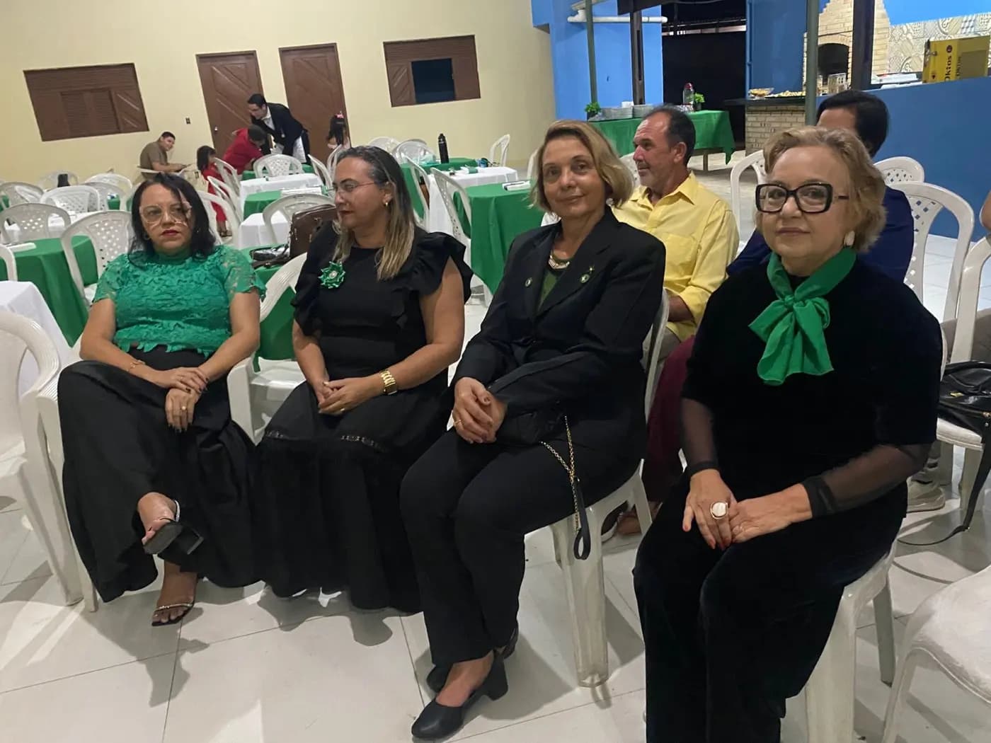 Registro fotográfico: SESSÃO MAGNA DE INSTALAÇÃO E POSSE DE VENERÁVEL MESTRE E POSSE DA NOVA DIRETORIA DA LOJA MAÇÔNICA LUIZ GONZAGA DO NASCIMENTO Nº 4.567, ORIENTE DE PARNAMIRIML-RN, ELEITOS PARA O BIÊNIO 2025/2027.