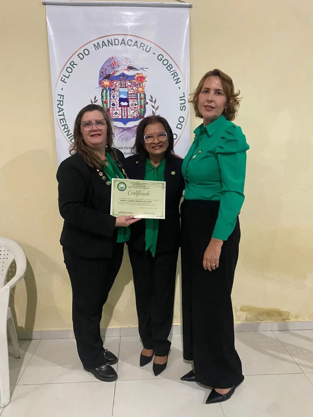 Registro fotográfico: SESSÃO MAGNA DE INSTALAÇÃO E POSSE DE VENERÁVEL MESTRE E POSSE DA NOVA DIRETORIA DA LOJA MAÇÔNICA LUIZ GONZAGA DO NASCIMENTO Nº 4.567, ORIENTE DE PARNAMIRIML-RN, ELEITOS PARA O BIÊNIO 2025/2027.