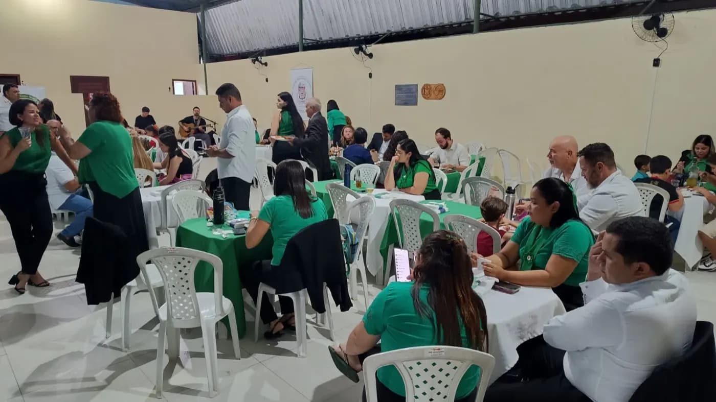 Registro fotográfico: SESSÃO MAGNA DE INSTALAÇÃO E POSSE DE VENERÁVEL MESTRE E POSSE DA NOVA DIRETORIA DA LOJA MAÇÔNICA LUIZ GONZAGA DO NASCIMENTO Nº 4.567, ORIENTE DE PARNAMIRIML-RN, ELEITOS PARA O BIÊNIO 2025/2027.