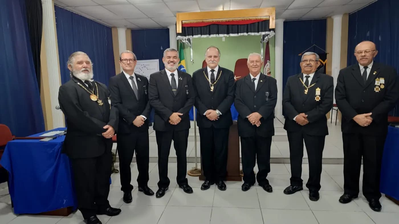 Registro fotográfico: PARTICIPAÇÃO DO GRÃO-MESTRE DO GOB-RN NA SESSÃO DE INSTRUÇÃO DO GRAU 22 – SUPREMO CONSELHO DO BRASIL DO GRAU 33 PARA O RITO ESCOCÊS ANTIGO E ACEITO – DELEGACIA LITÚRGICA DO RIO GRANDE DO NORTE – KADOSCH 21.