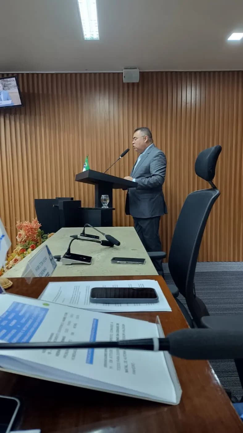 Registro fotográfico: SESSÃO SOLENE EM HOMENAGEM AO DIA DO MAÇOM 2025 – CÂMARA MUNICIPAL DE NATAL/RN.