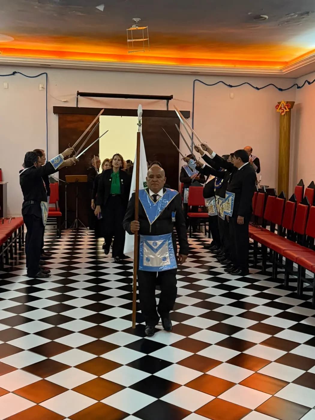 Registro fotográfico: SESSÃO MAGNA PÚBLICA EM CONJUNTO, EM HOMENAGEM À PROCLAMAÇÃO DA INDEPENDÊNCIA DO BRASIL, REALIZADA PELAS LOJAS MAÇÔNICAS JOÃO CECÍLIO DA COSTA N° 2.116, ORIENTE DE NATAL-RN, E SENADOR JOÃO CÂMARA Nº 3268, ORIENTE DE JOÃO CÂMARA-RN.