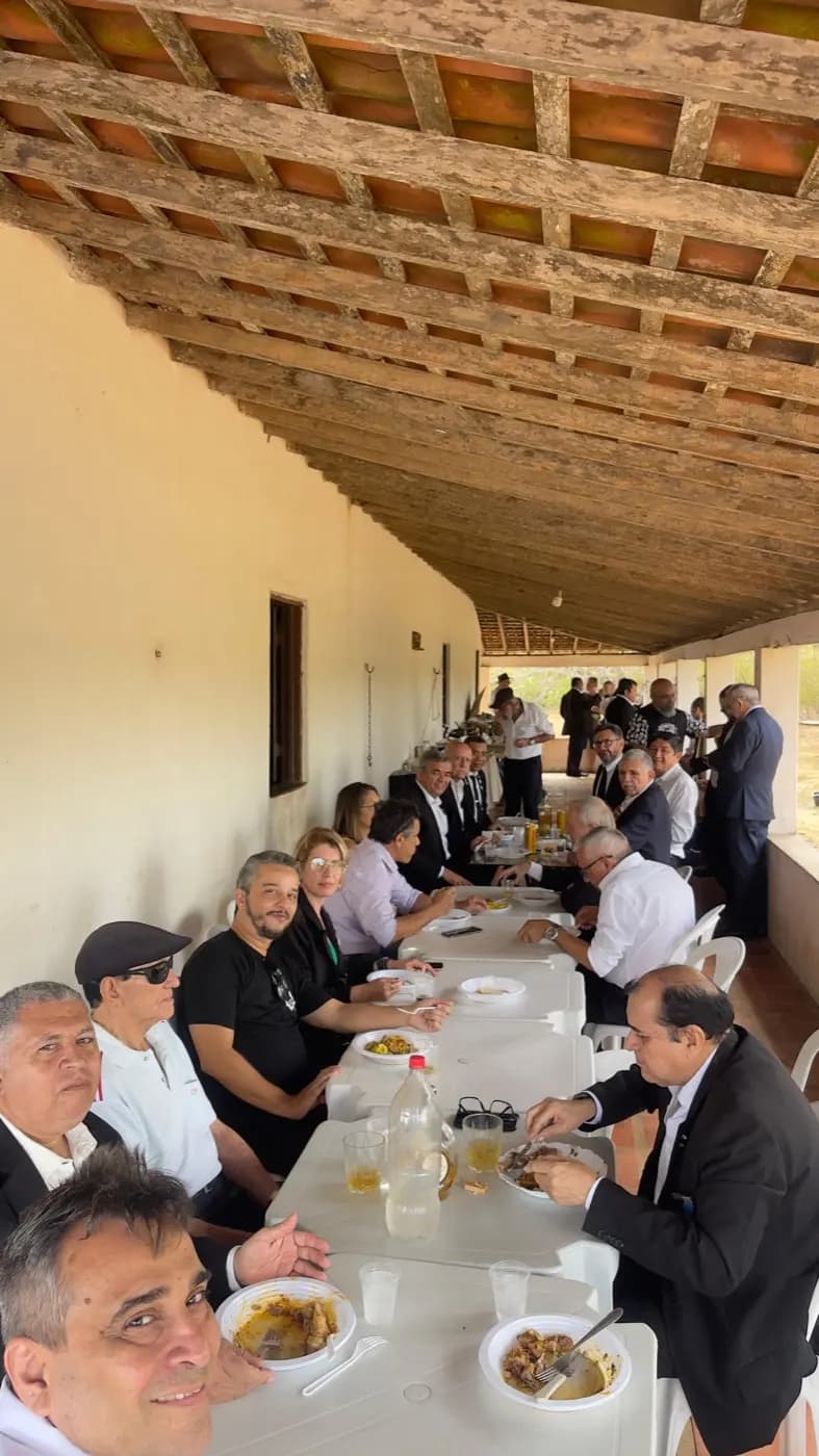 Registro fotográfico: SESSÃO MAGNA DE INICIAÇÃO REALIZADA PELA LOJA MAÇÔNICA SENADOR JOÃO CÂMARA Nº 3.268, DO ORIENTE DE JOÃO CÂMARA-RN.