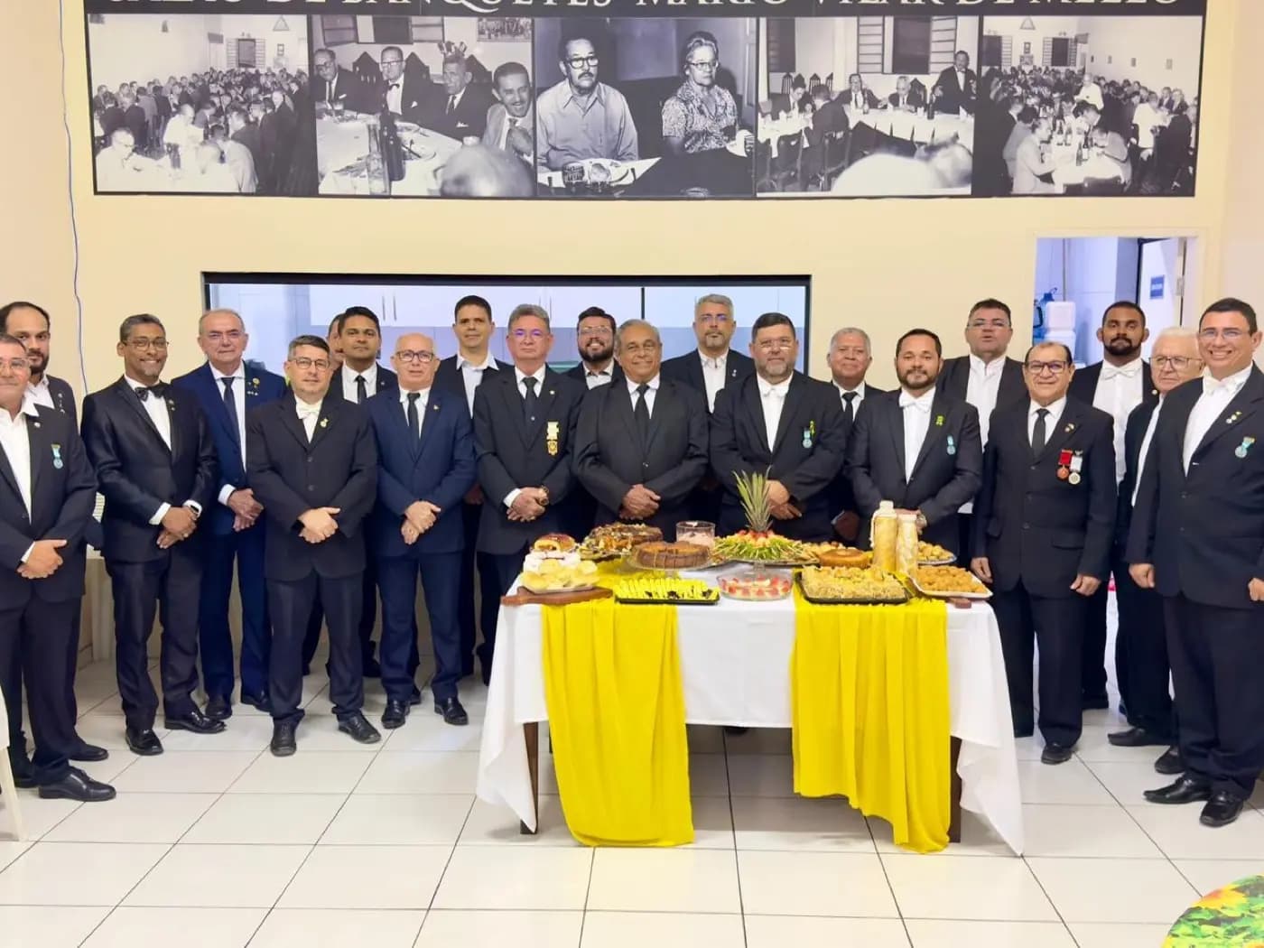Registro fotográfico: SESSÃO MAGNA NO GRAU DE APRENDIZ MAÇOM, NO RITO SCHRÖDER, REALIZADA PELA LOJA MAÇÔNICA UNIVERSITÁRIA ESTRELA NATALENSE Nº 4.122, ORIENTE DE PARNAMIRIM-RN.