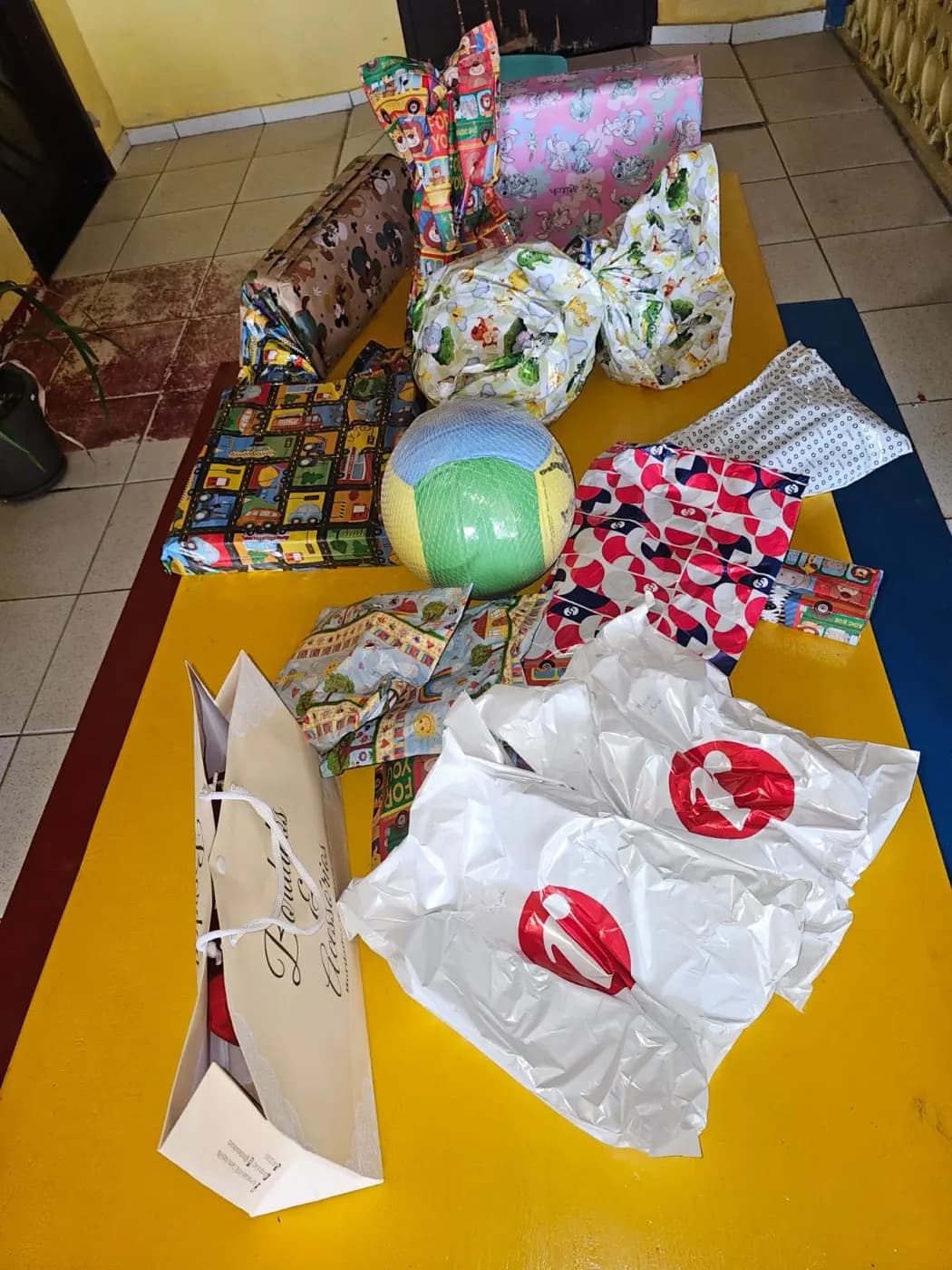 Registro fotográfico: AÇÃO FILANTRÓPICA EM CONJUNTO – CASA ABRIGO (PARNAMIRIM-RN).