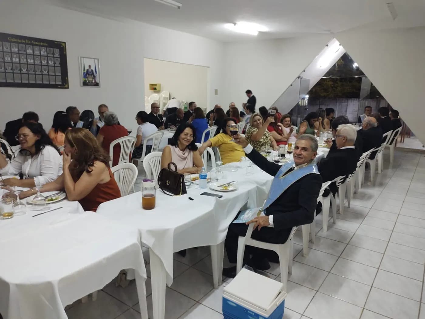Registro fotográfico: CEIA PARAMAÇÔNICA DE CONFRATERNIZAÇÃO NATALINA 2025 REALIZADA PELA LOJA MAÇÔNICA UNIÃO NATALENSE Nº 2.414, ORIENTE DE PARNAMIRIM/RN.