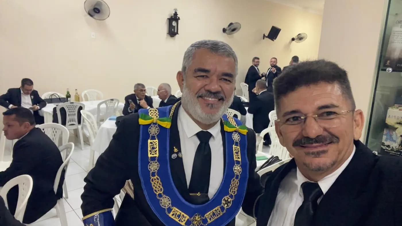 Registro fotográfico: SESSÃO MAGNA DE ELEVAÇÃO REALIZADA PELA LOJA MAÇÔNICA JOÃO CECÍLIO DA COSTA N° 2.116, ORIENTE DE NATAL/RN.