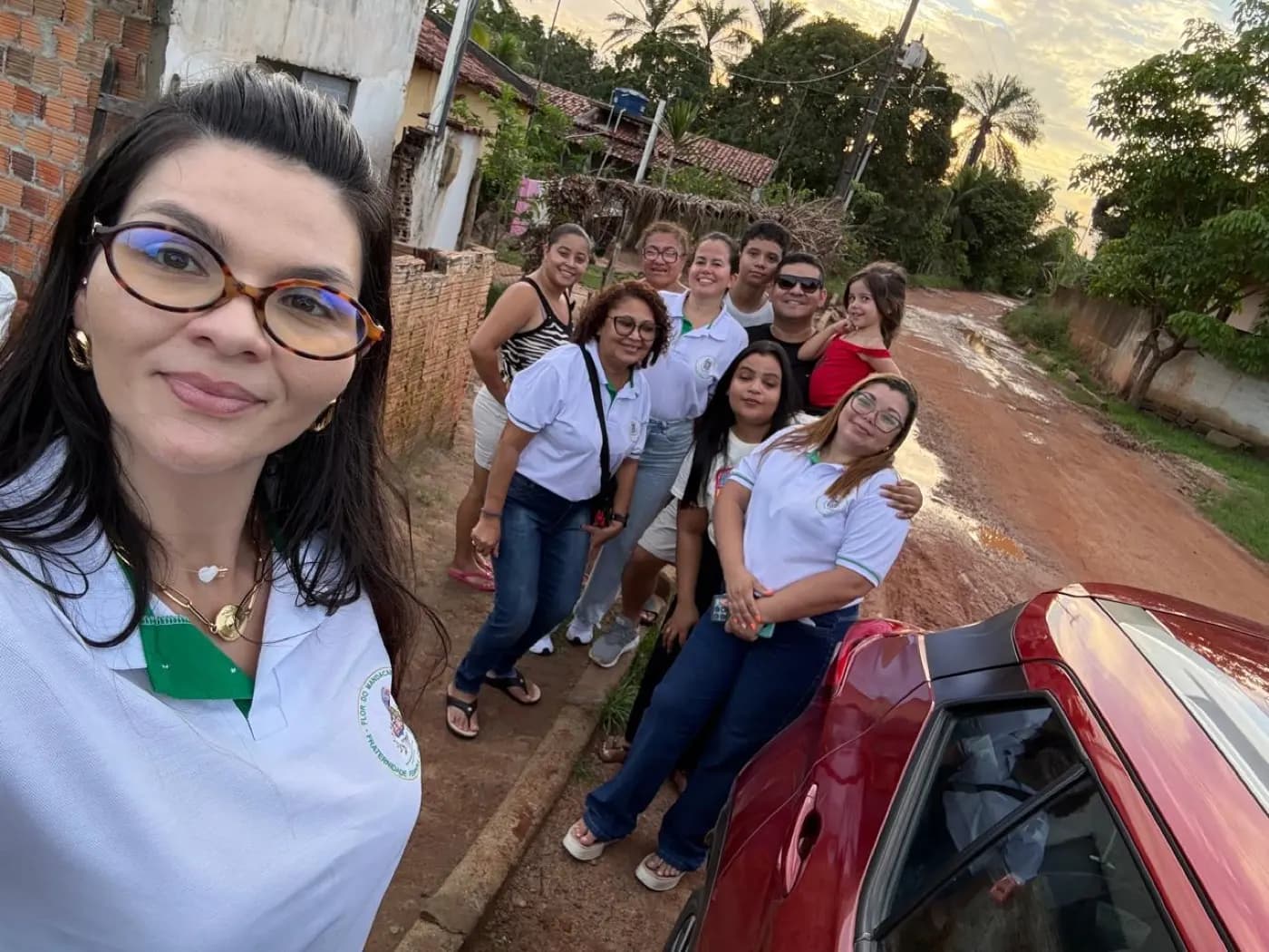 Registro fotográfico: AÇÃO FILANTRÓPICA REALIZADA PELA FRATERNIDADE FEMININA CRUZEIRO DO SUL – FLOR DO MANDACARU, VINCULADA À LOJA MAÇÔNICA LUIZ GONZAGA DO NASCIMENTO, Nº 4.567, ORIENTE DE PARNAMIRIM-RN.