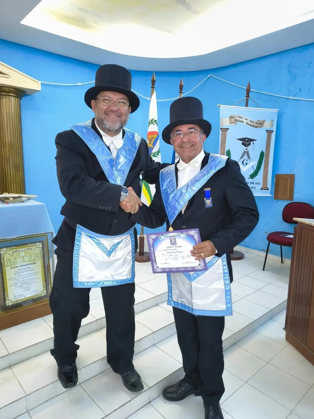 Registro fotográfico: SESSÃO MAGNA DE PROMOÇÃO AO GRAU DE COMPANHEIRO MAÇOM REALIZADA PELA LOJA MAÇÔNICA UNIVERSITÁRIA ESTRELA NATALENSE Nº 4.122, ORIENTE DE PARNAMIRIM/RN – RITO SCHRÖDER.