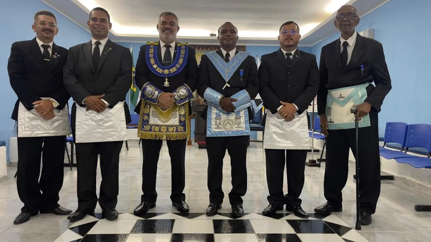 Registro fotográfico: LOJA MAÇÔNICA PEDRO ALVES PINHEIRO Nº 3918, ORIENTE DE EXTREMOZ/RN – SESSÃO ORDINÁRIA NO GRAU DE APRENDIZ MAÇOM.