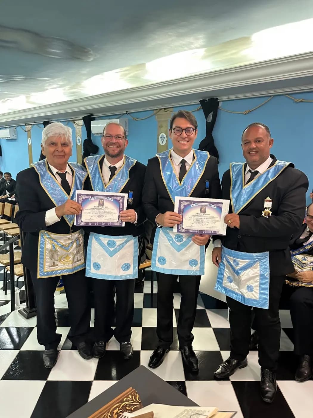 Registro fotográfico: SESSÃO MAGNA PÚBLICA ALUSIVA AO 40º ANO DE FUNDAÇÃO DA LOJA MAÇÔNICA MANOEL REGINALDO DA ROCHA N° 2.439, ORIENTE DE PAU DOS FERROS-RN