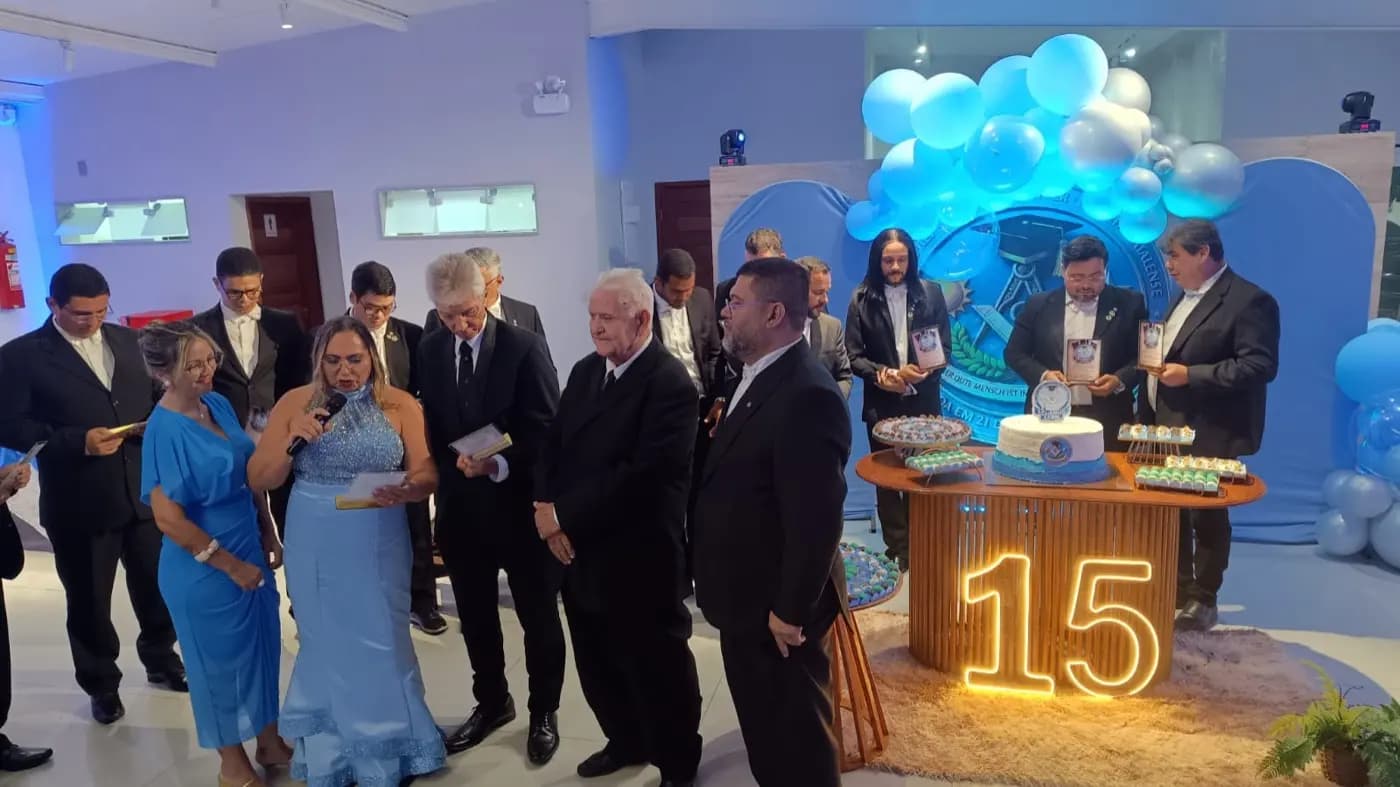 Registro fotográfico: LOJA MAÇÔNICA UNIVERSITÁRIA ESTRELA NATALENSE Nº 4.122, RITO SCHRÖDER, ORIENTE DE PARNAMIRIM/RN – JANTAR EM COMEMORAÇÃO AO SEU 15º ANO DE FUNDAÇÃO.