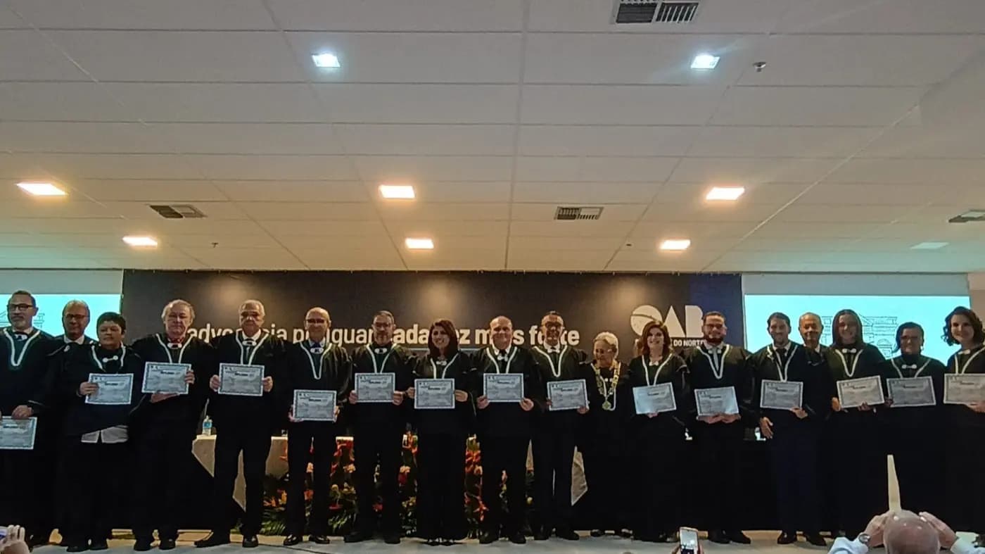 Registro fotográfico: INSTITUTO HISTÓRICO E GEOGRÁFICO DO RN EMPOSSA IRMÃO MAÇOM DO GOB-RN COMO SÓCIO EFETIVO