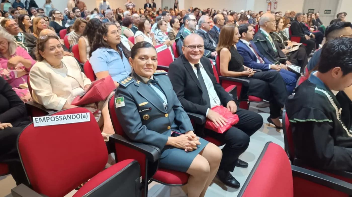 Registro fotográfico: INSTITUTO HISTÓRICO E GEOGRÁFICO DO RN EMPOSSA IRMÃO MAÇOM DO GOB-RN COMO SÓCIO EFETIVO