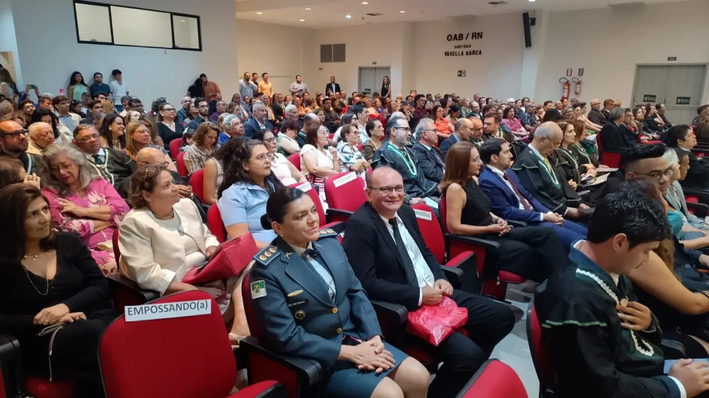 Registro fotográfico: INSTITUTO HISTÓRICO E GEOGRÁFICO DO RN EMPOSSA IRMÃO MAÇOM DO GOB-RN COMO SÓCIO EFETIVO