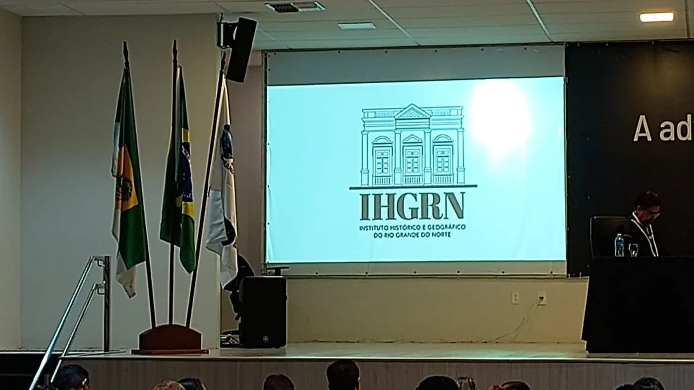 Registro fotográfico: INSTITUTO HISTÓRICO E GEOGRÁFICO DO RN EMPOSSA IRMÃO MAÇOM DO GOB-RN COMO SÓCIO EFETIVO