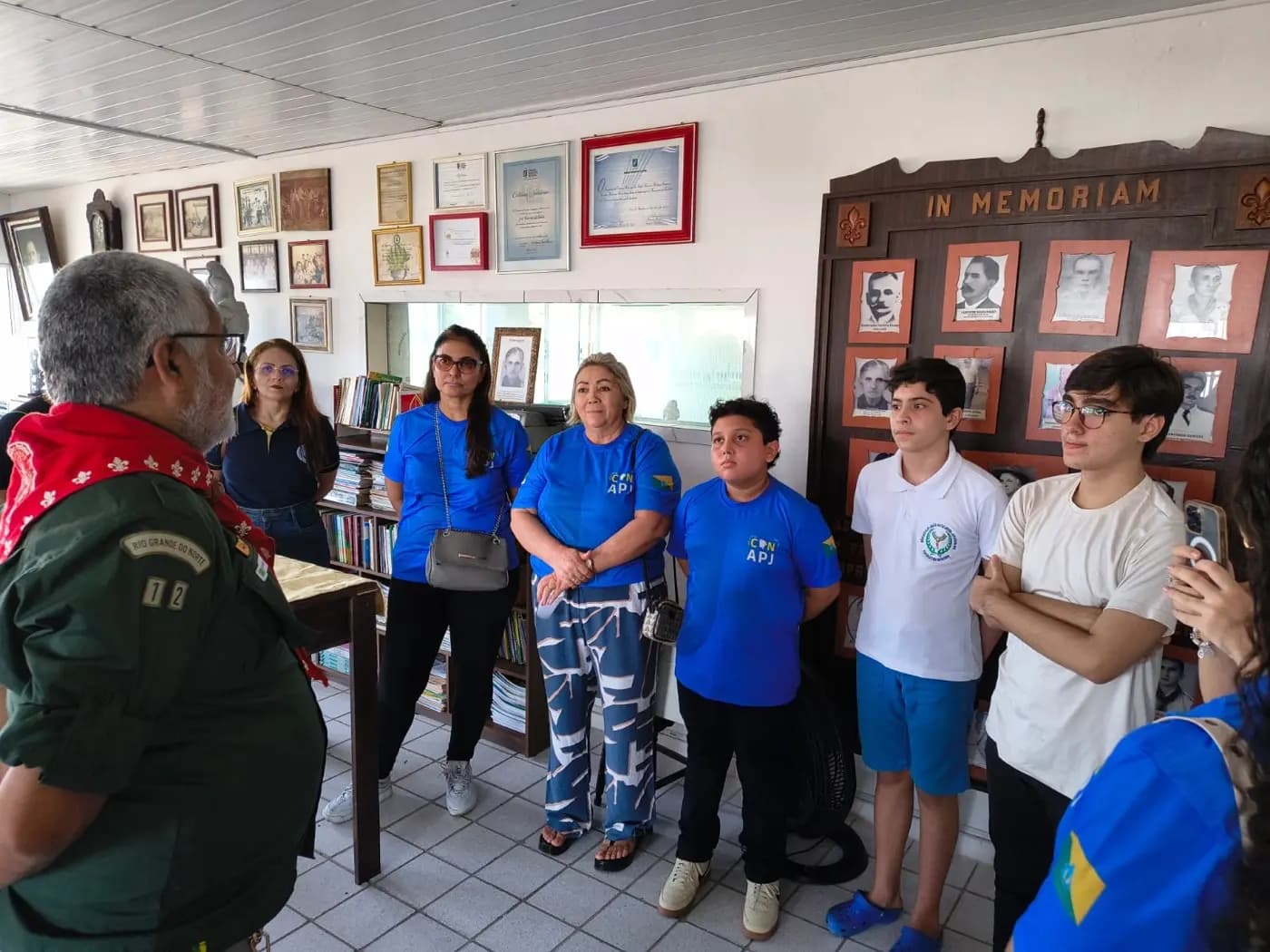 Registro fotográfico: PROJETO “O MELHOR PARA A SOCIEDADE” – APROXIMANDO A AÇÃO PARAMAÇÔNICA JUVENIL E O GRUPO DE ESCOTEIRO.