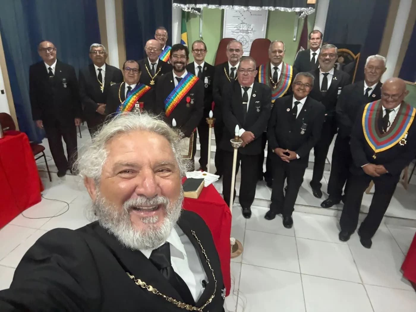Registro fotográfico: PARTICIPAÇÃO DO GRÃO-MESTRE DO GOB-RN NA SESSÃO DE INICIAÇÃO AO GRAU 22, REALIZADA PELO ILUSTRE CONSELHO FILOSÓFICOS DE KADOSH 21, DA DELEGACIA LITÚRGICA DE NATAL-RN 10.1, DO SUPREMO CONSELHO DO BRASIL DO GRAU 33 PARA O RITO ESCOCÊS ANTIGO E ACEITO.