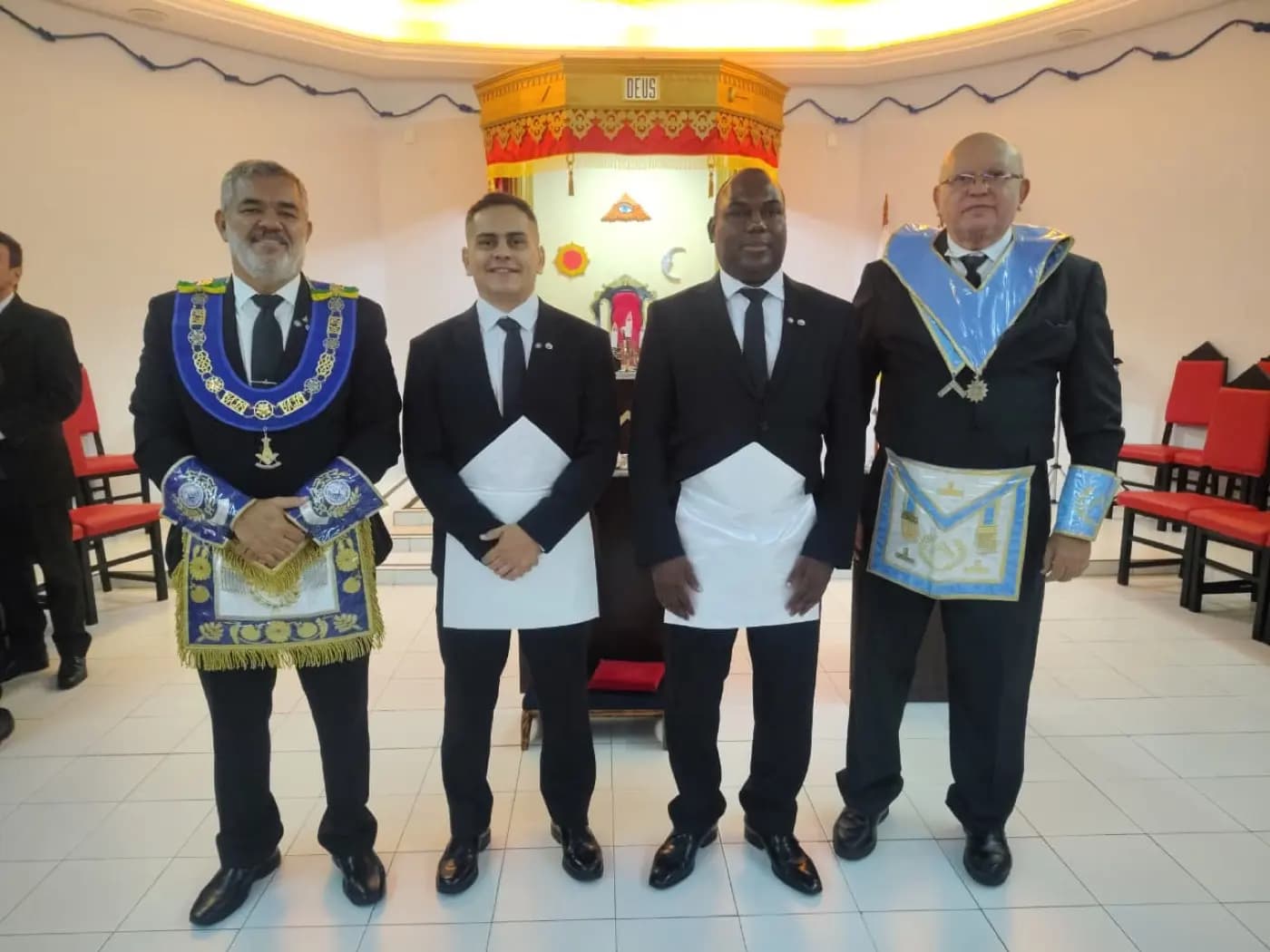 Registro fotográfico: LOJA MAÇÔNICA JOÃO CECÍLIO DA COSTA N° 2.116, ORIENTE DE NATAL/RN –SESSÃO MAGNA DE INICIAÇÃO.