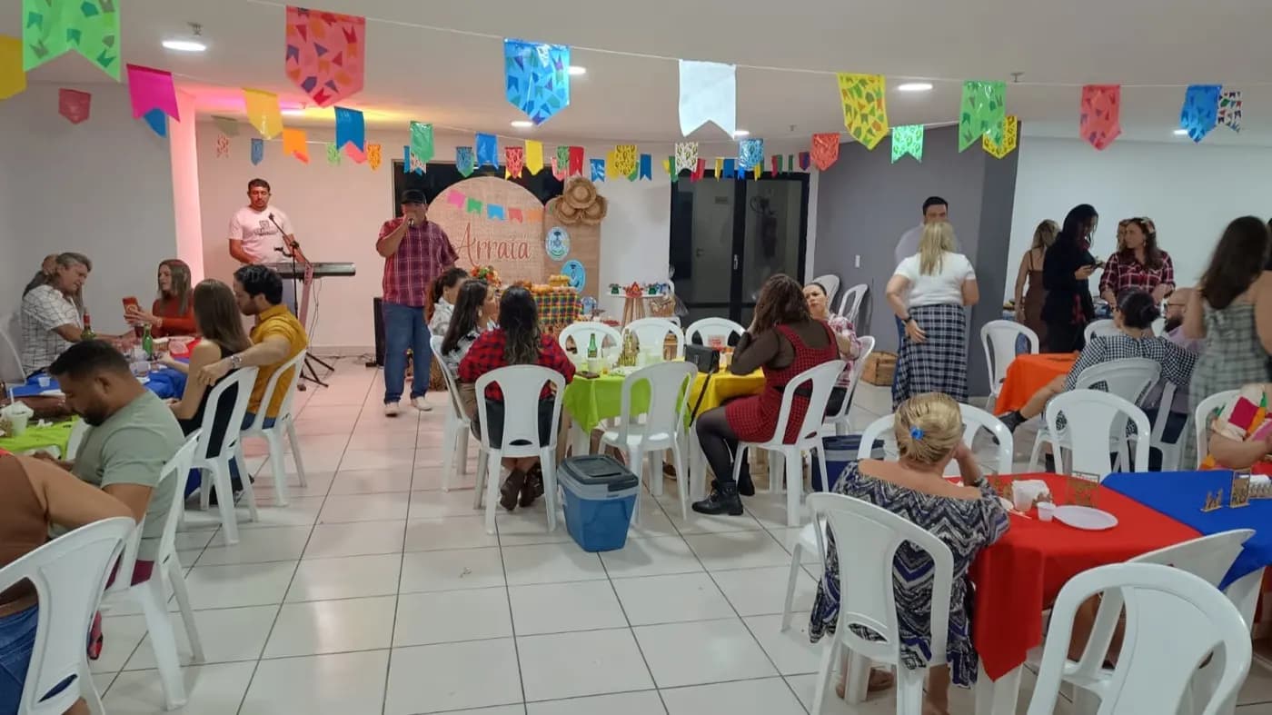 Registro fotográfico: PARTICIPAÇÃO DO GRÃO-MESTRE DO GOB-RN NO “ARRAIÁ DO CANDEEIRO”, REALIZADO PELAS LOJAS MAÇÔNICAS UNIVERSITÁRIA MÁRIO VILAR DE MELO Nº 4.085, ORIENTE DE NATAL-RN, E UNIVERSITÁRIA ESTRELA NATALENSE Nº 4.122, ORIENTE DE PARNAMIRIM-RN.