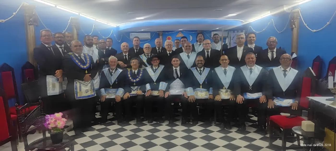 Registro fotográfico: LOJA MAÇÔNICA EVOLUÇÃO SEGUNDA N° 852, ORIENTE DE NATAL/RN – SESSÃO MAGNA RESTRITA DE INICIAÇÃO.