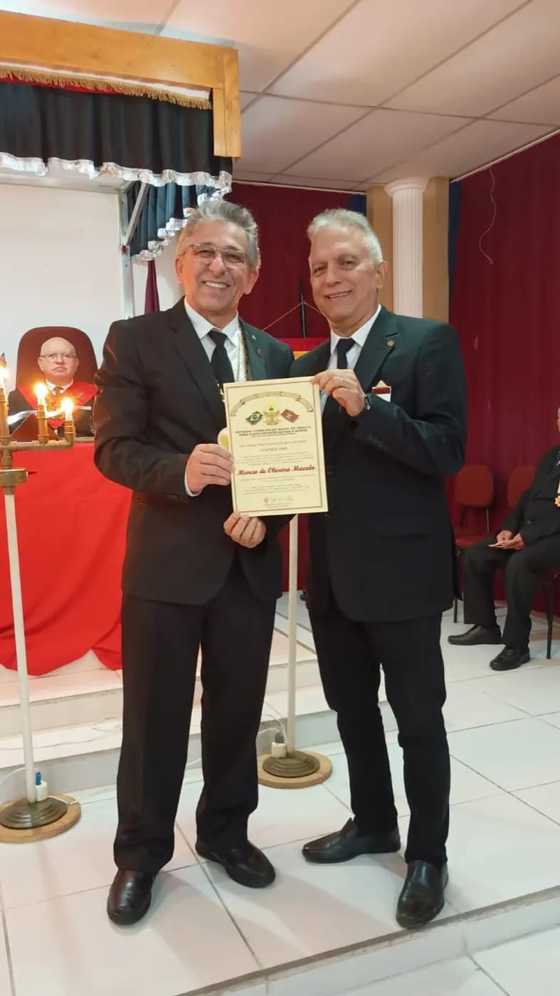 Registro fotográfico: SUBLIME CAPÍTULO ROSA CRUZ EVOLUÇÃO II, DA DELEGACIA LITÚRGICA DE NATAL – RN 10.1, DO SUPREMO CONSELHO DO BRASIL DO GRAU 33 PARA O RITO ESCOCÊS ANTIGO E ACEITO – SESSÃO DE INICIAÇÃO AO GRAU 16